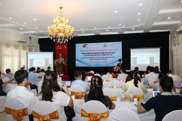 Học viện Tư pháp tổ chức Hội nghị tập huấn nâng cao năng lực phân tích, phản ứng chính sách cho người làm công tác xây dựng pháp luật